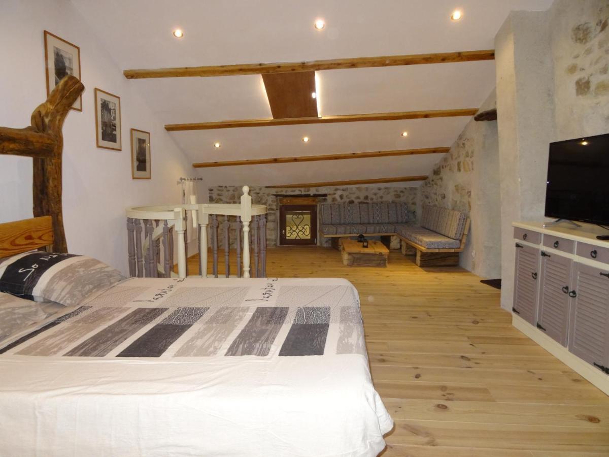 Le Mas Du Galibot Chambre Cambalotte Saint-Florent-sur-Auzonnet Eksteriør bilde